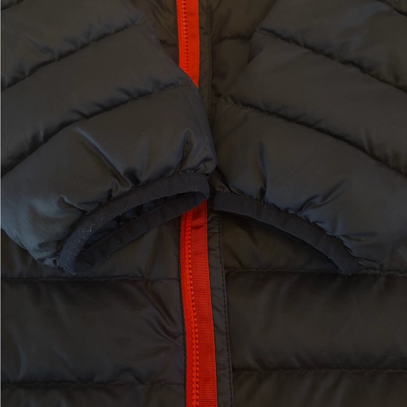 Patagonia Boys’ Down Sweater Jacket - Picture 5 of 8